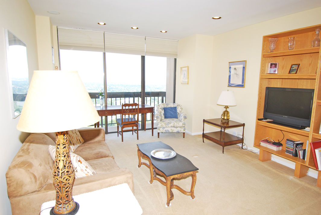 North Shore Towers Apartment