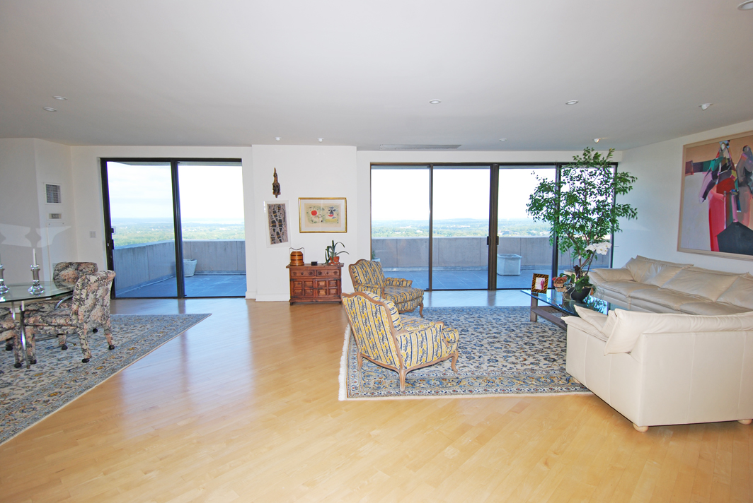 North Shore Towers Penthouse