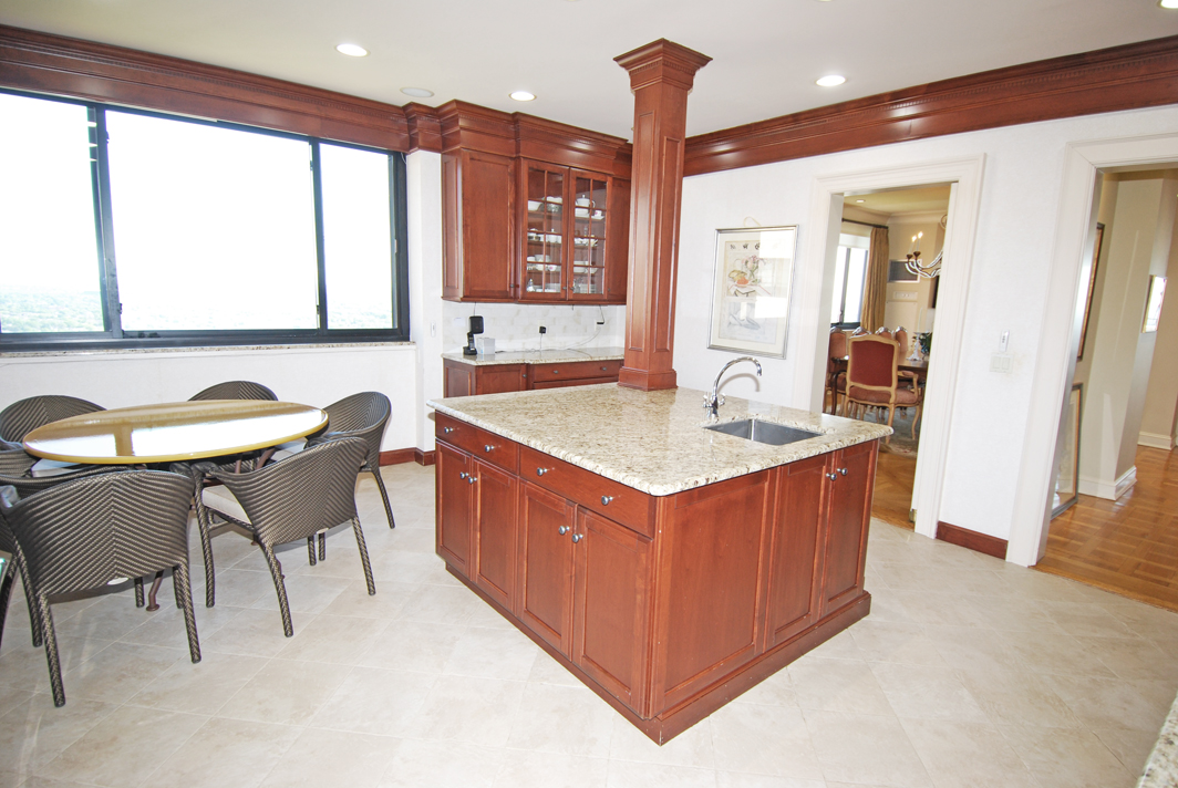 North Shore Towers Penthouse