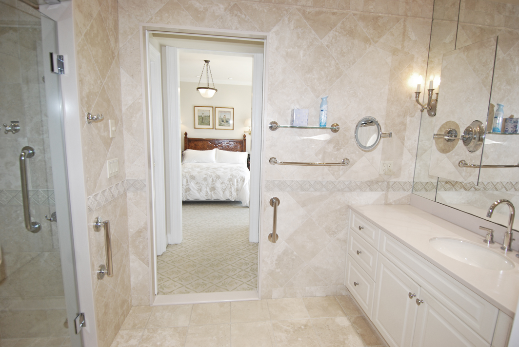 North Shore Towers Penthouse