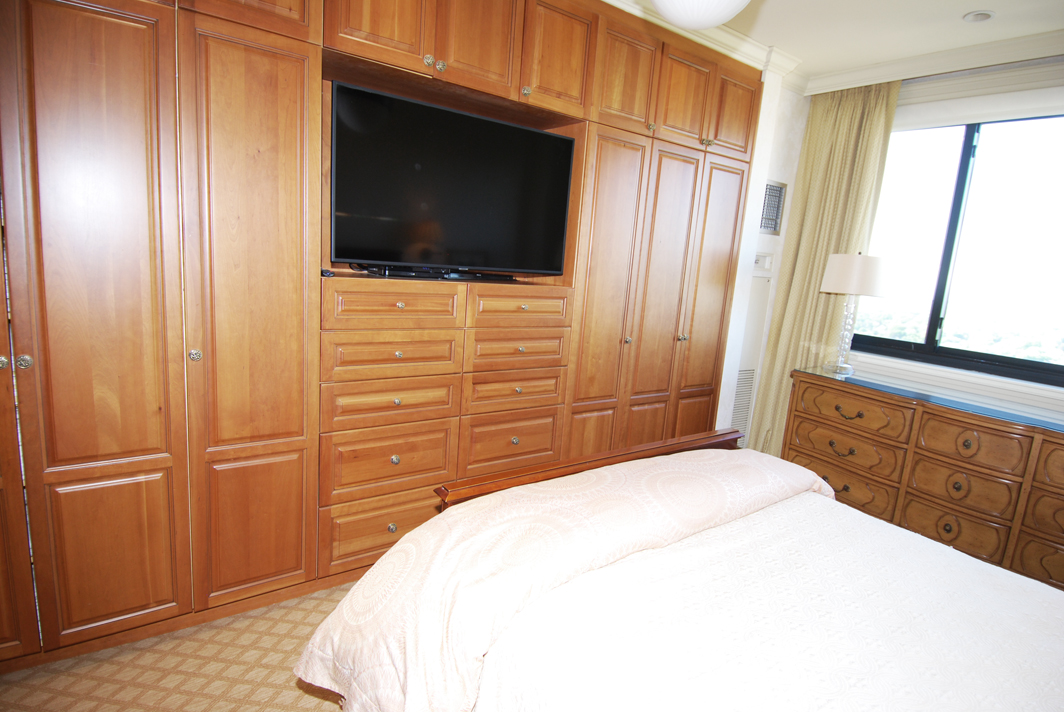 North Shore Towers Penthouse