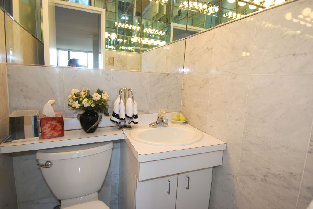 North Shore Towers Apt.