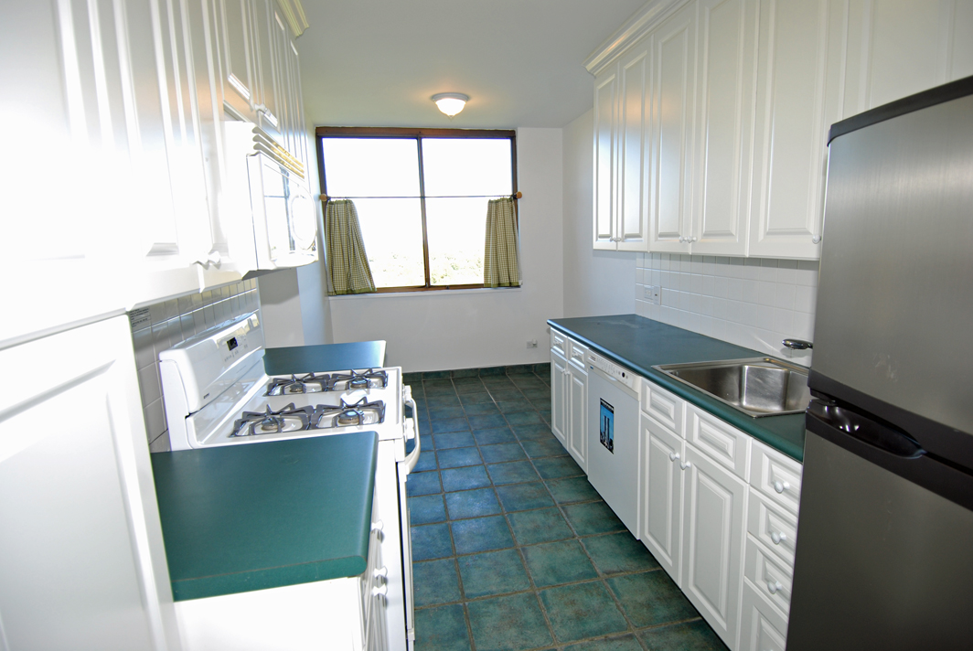 North Shore Towers 2 bedroom Apartment