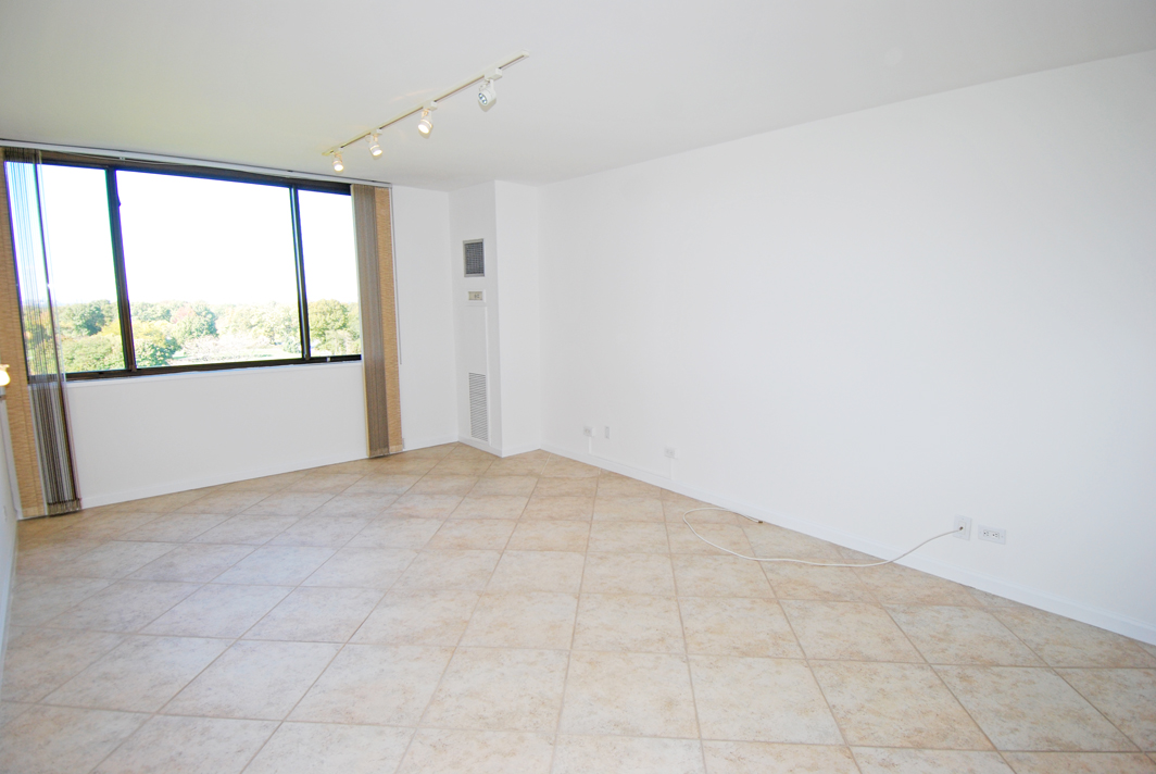 North Shore Towers 2 bedroom Apartment