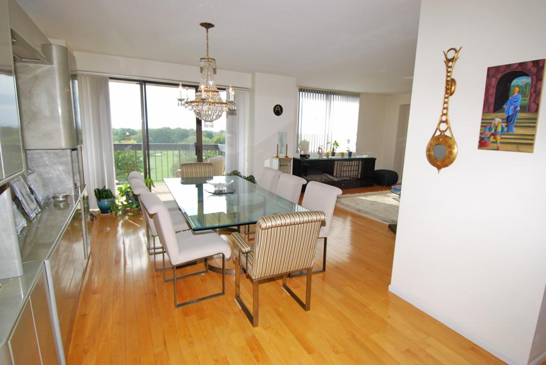 North Shore Towers 3 Bedroom Apartment