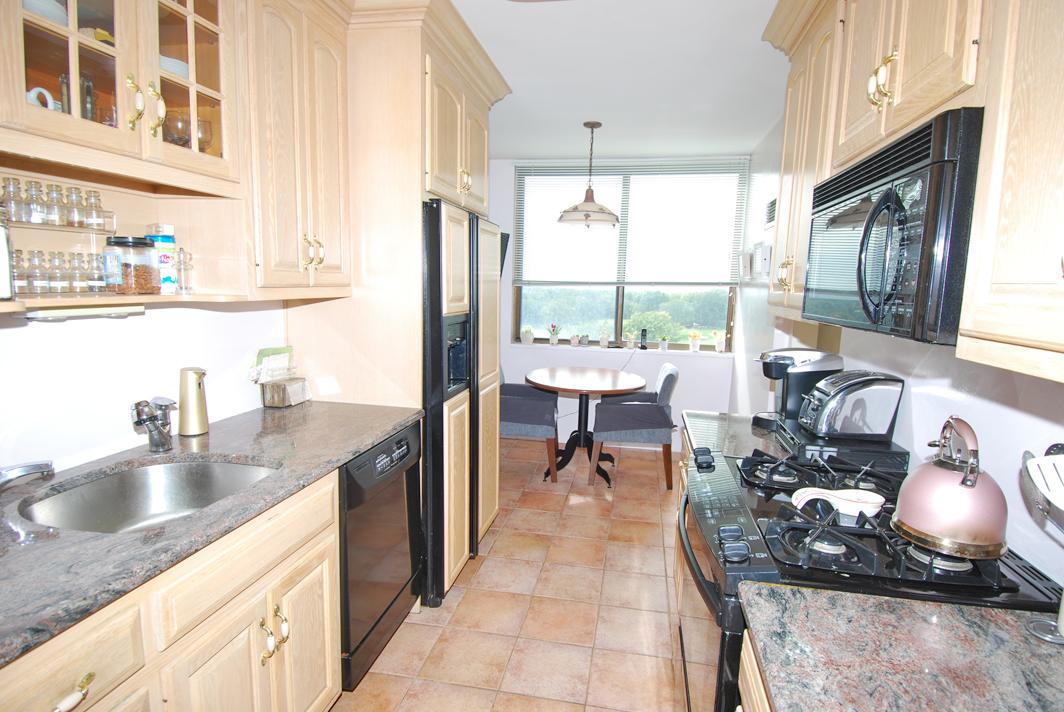 North Shore Towers 3 Bedroom Apartment