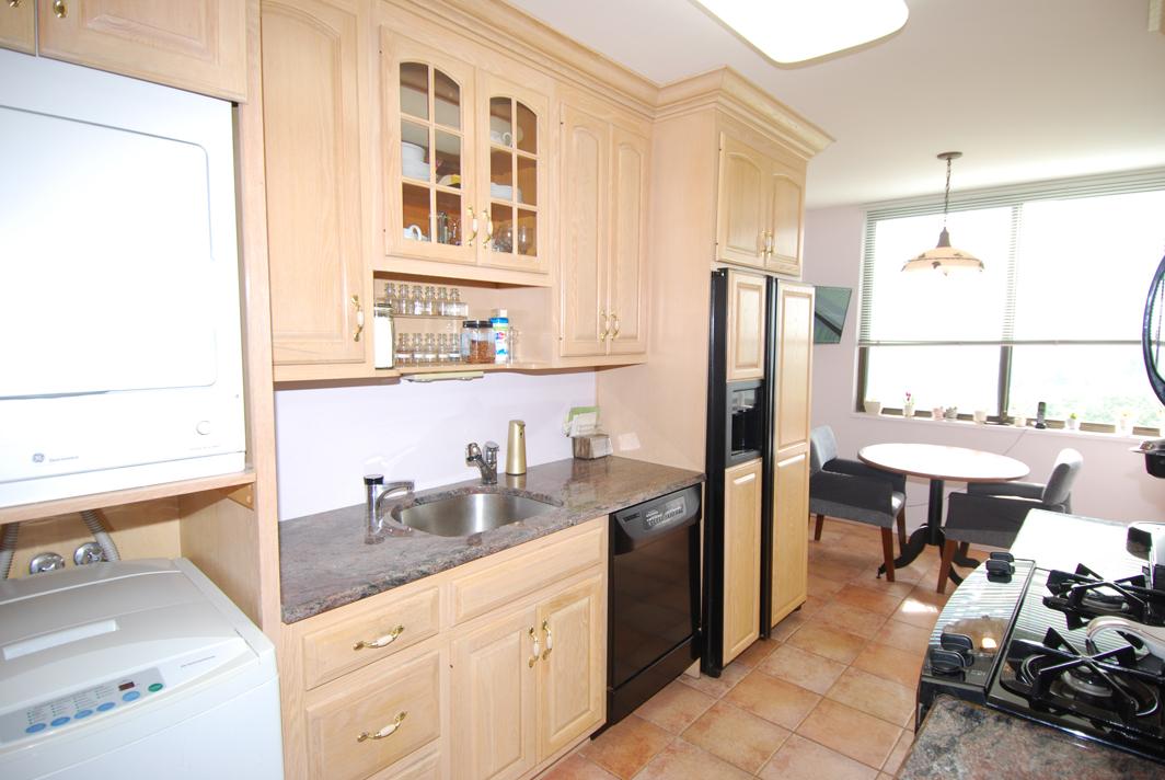 North Shore Towers 3 Bedroom Apartment