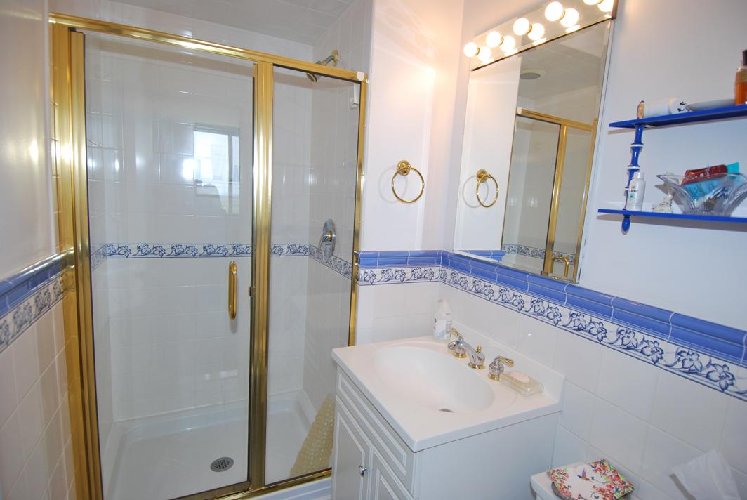 North Shore Towers 3 Bedroom Apartment