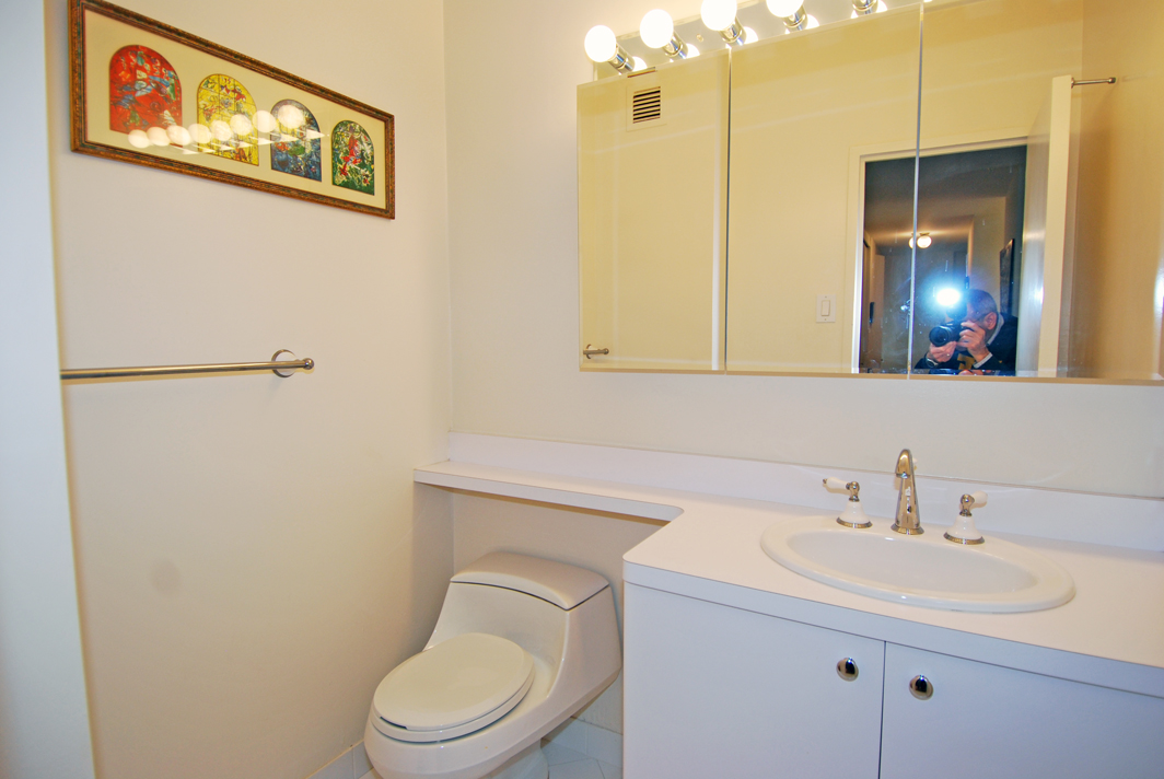 North Shore Towers Apartment