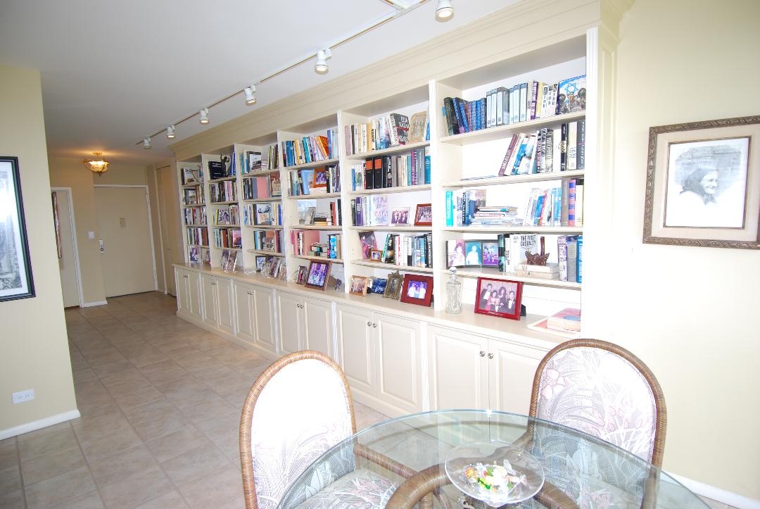 North Shore Towers Apt.