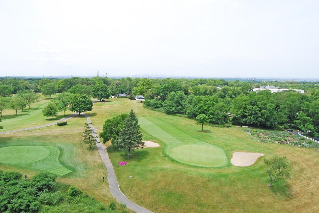 North Shore Towers Apt.