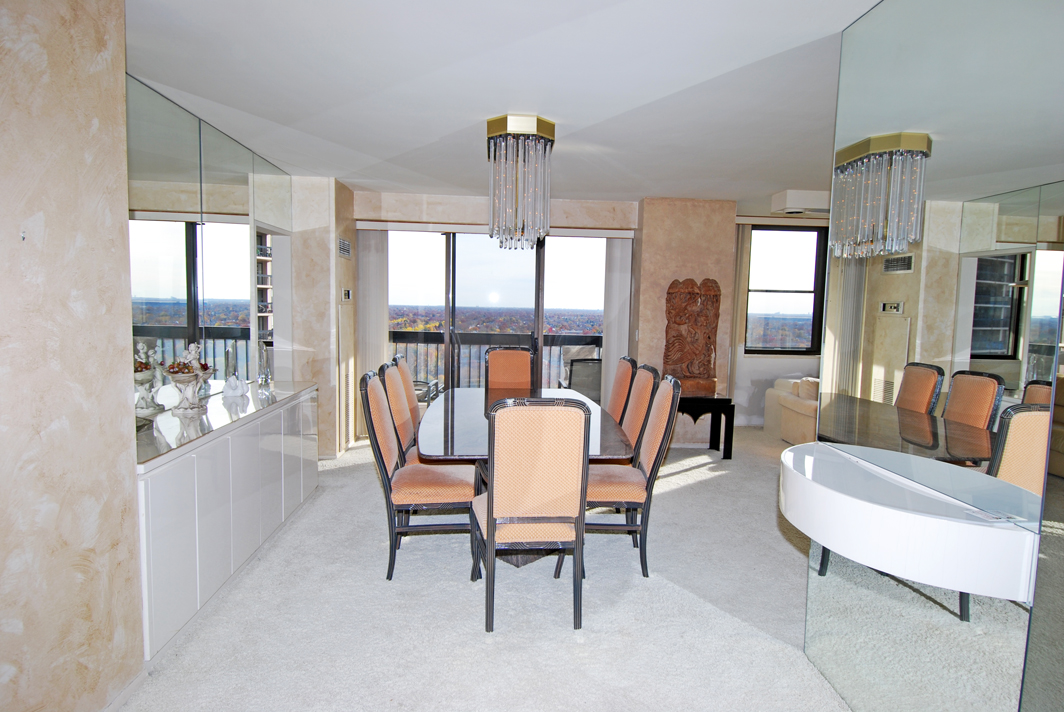 North Shore Towers Apt.