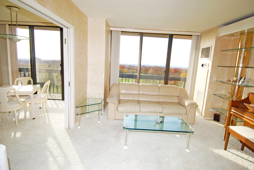 North Shore Towers Apt.