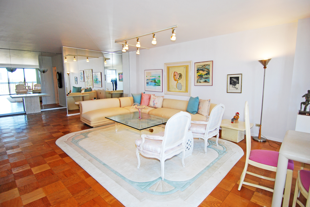 North Shore Towers Apartment