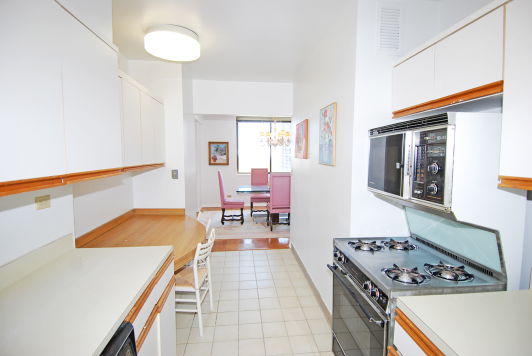 North Shore Towers Apartment