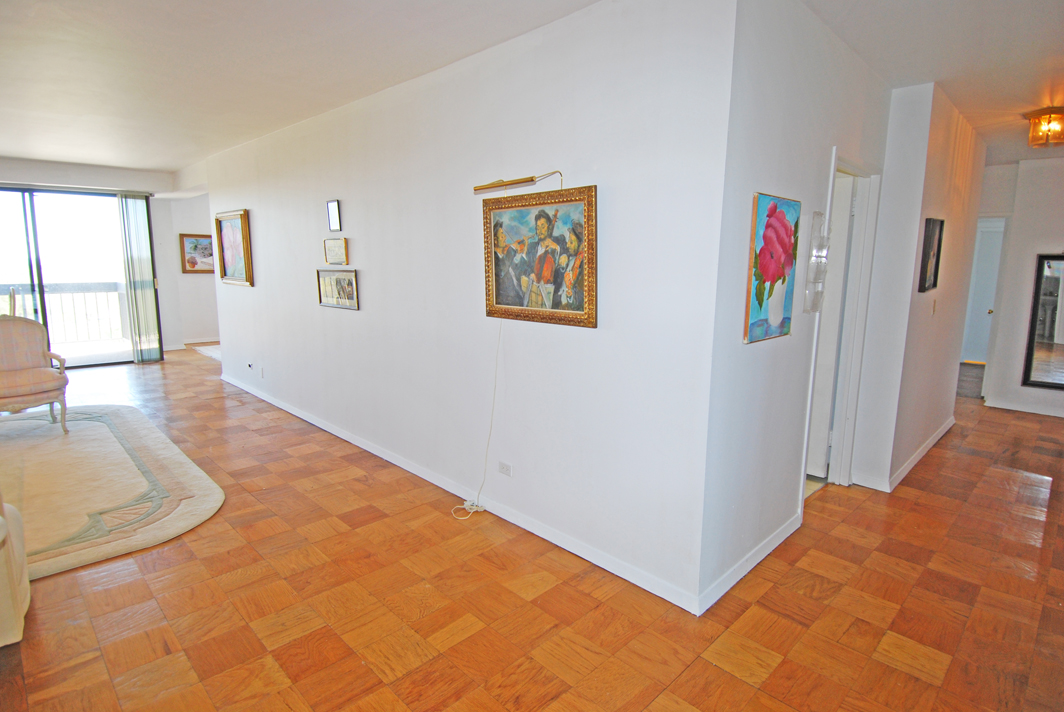 North Shore Towers Apartment