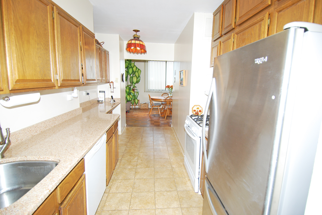 North Shore Towers Apartment