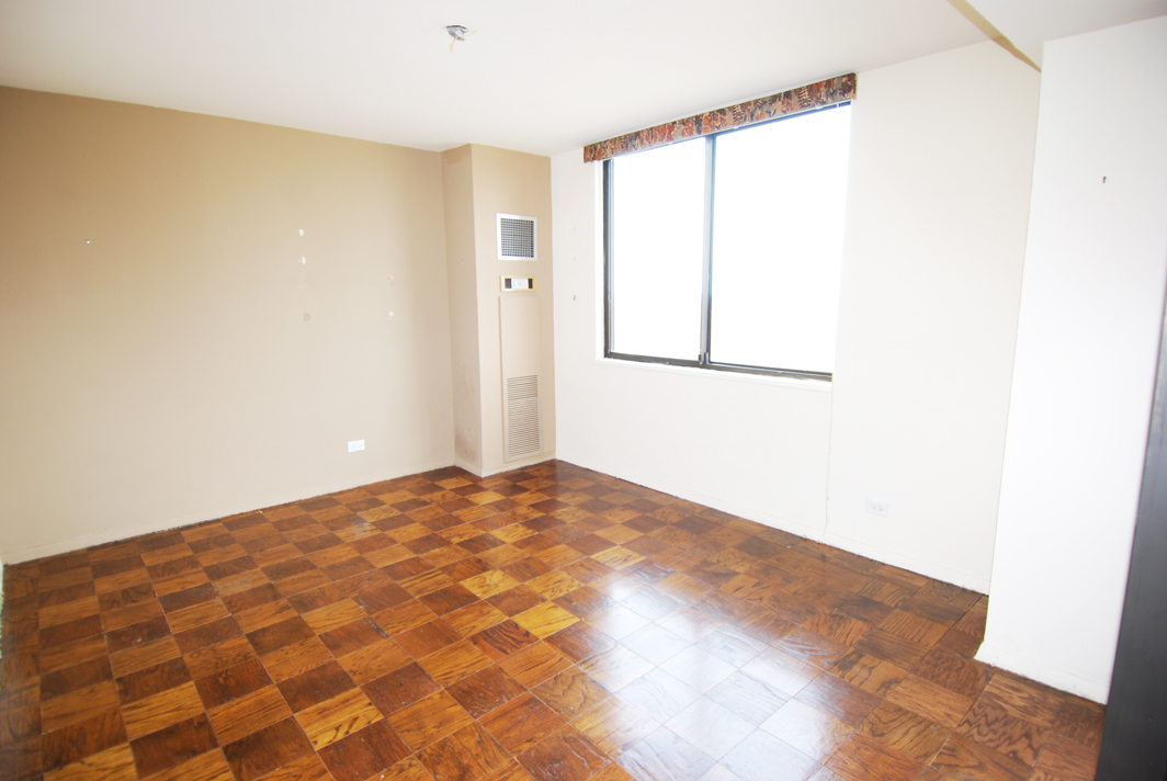 North Shore Towers Apartment