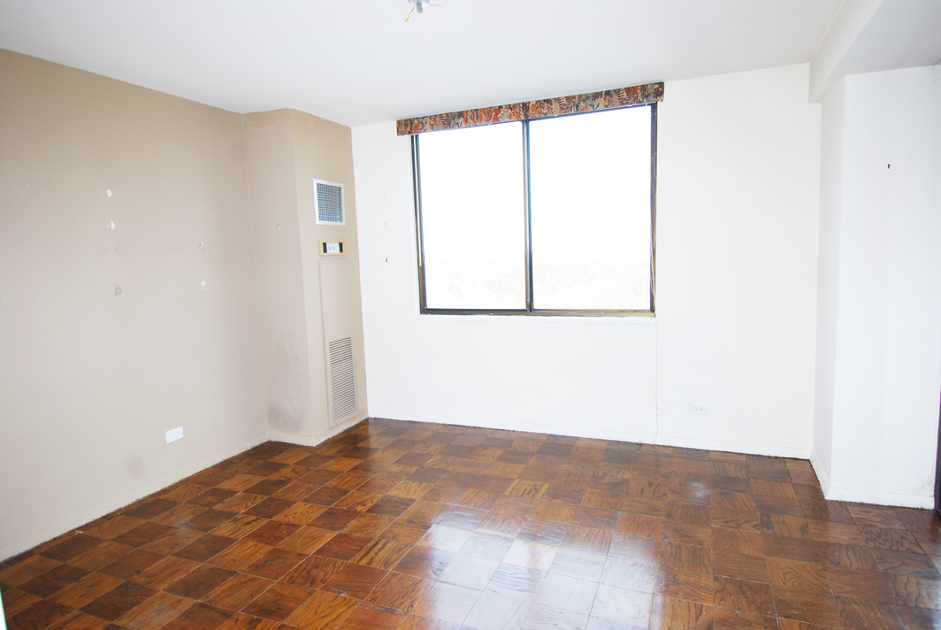 North Shore Towers Apartment