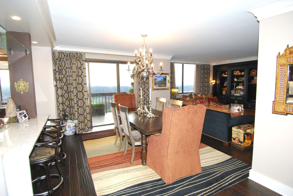 North Shore Towers Apartment