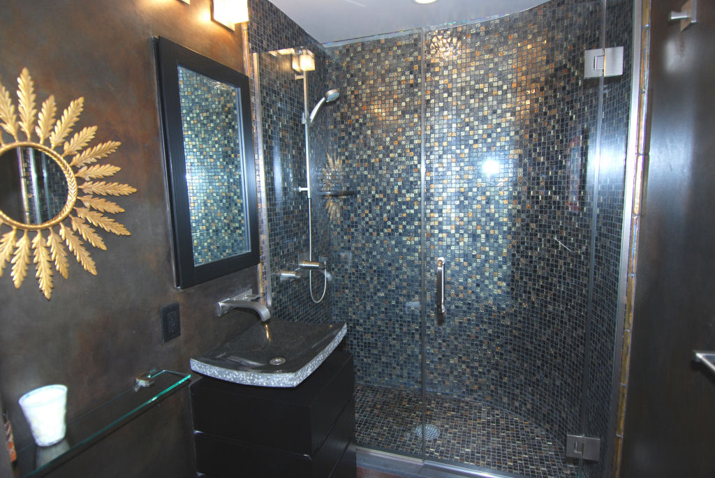 North Shore Towers Apartment