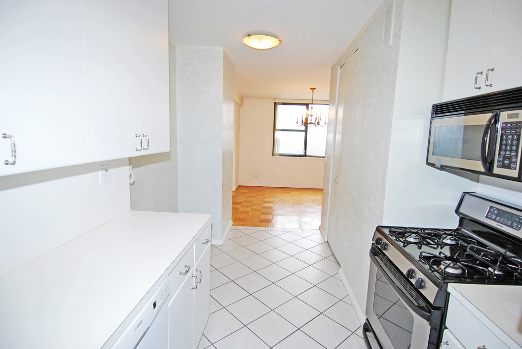 North Shore Towers Apartment