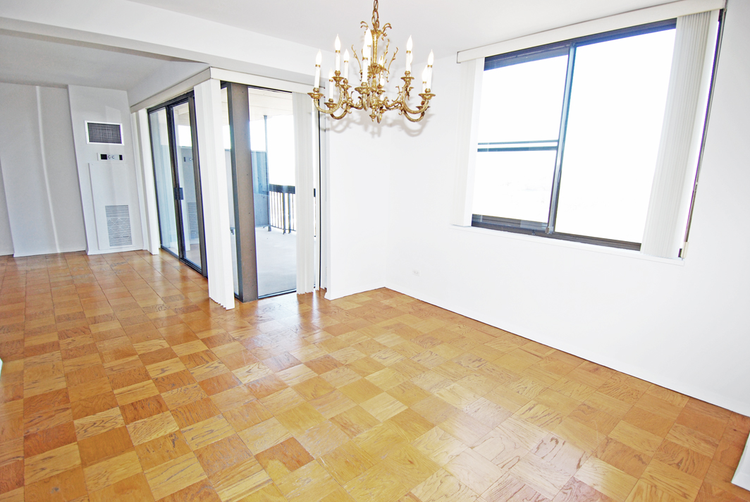 North Shore Towers Apartment