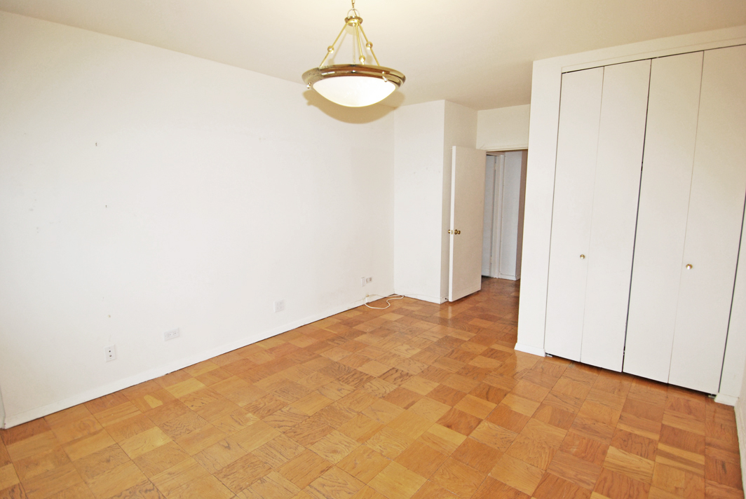 North Shore Towers Apartment