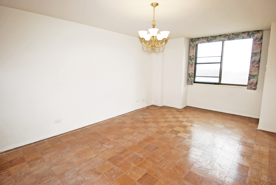 North Shore Towers Apartment