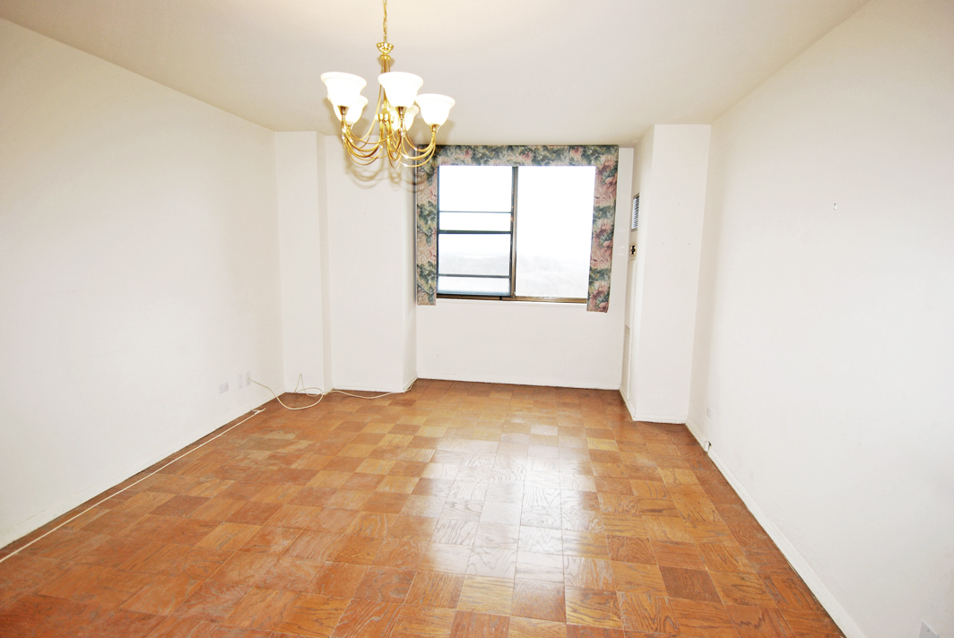 North Shore Towers Apartment