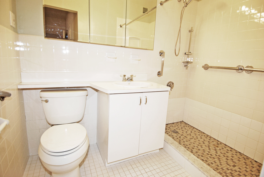 North Shore Towers Apartment