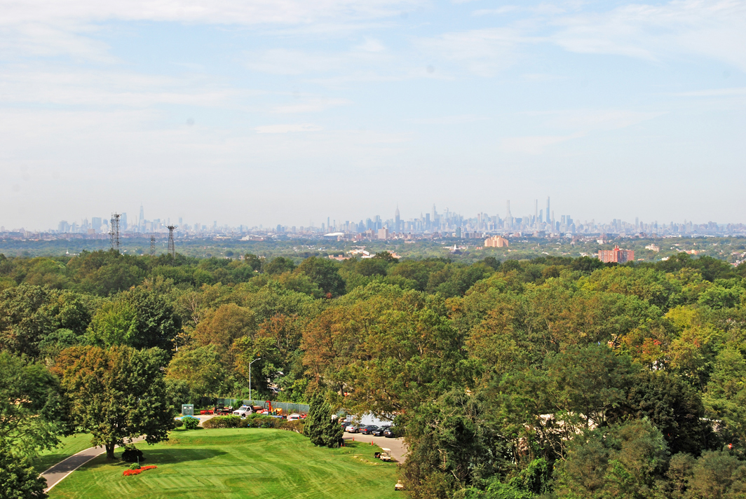 North Shore Towers Apt.