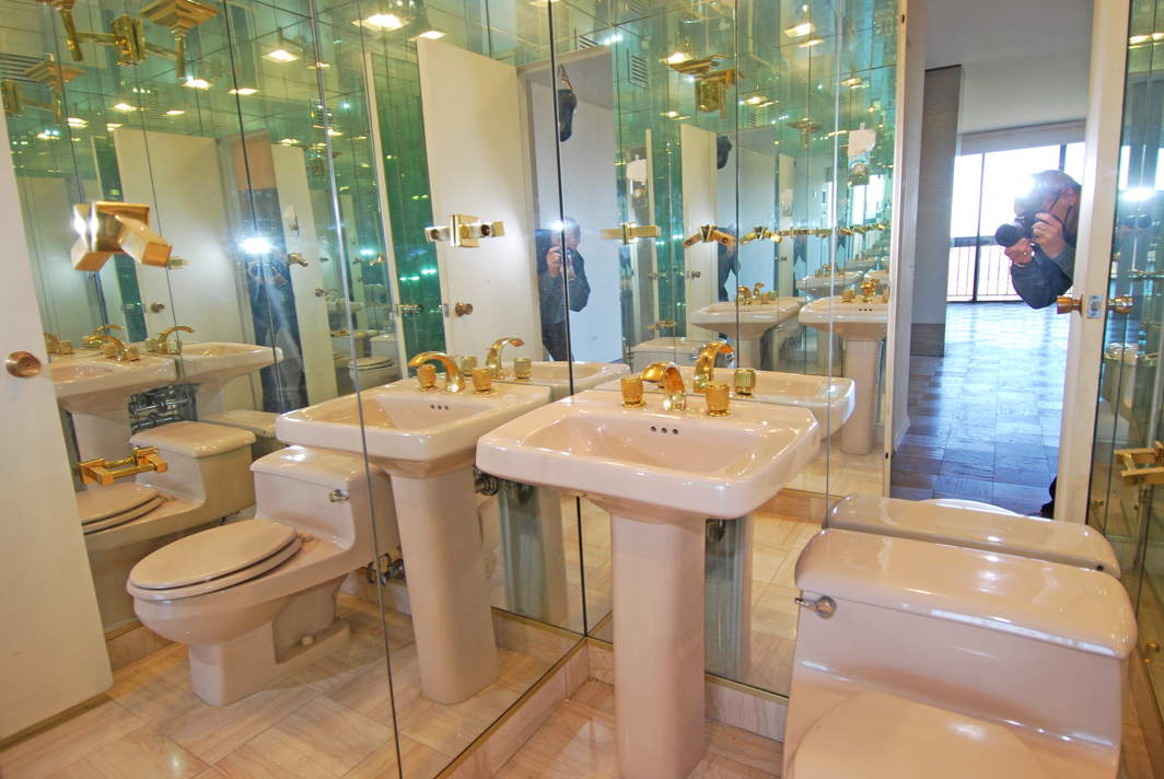 North Shore Towers Apt.