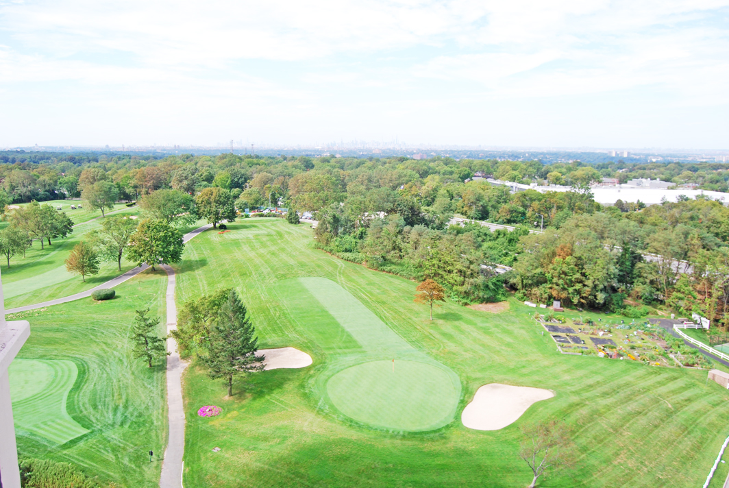 North Shore Towers Apt.