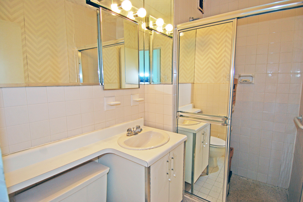 North Shore Towers Apt.