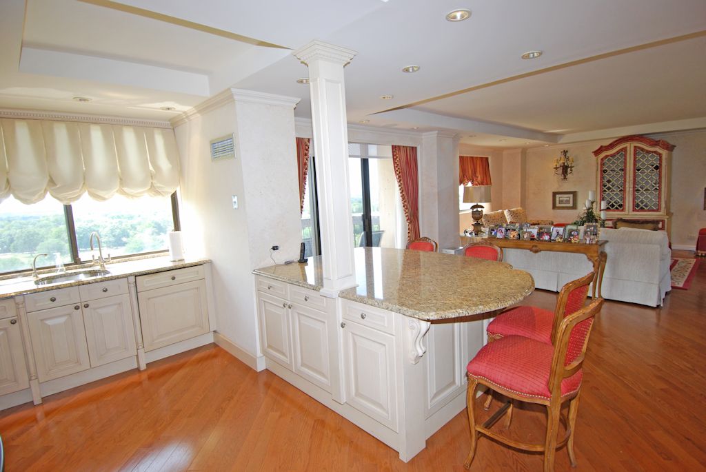 North Shore Towers 3 bedroom co-op