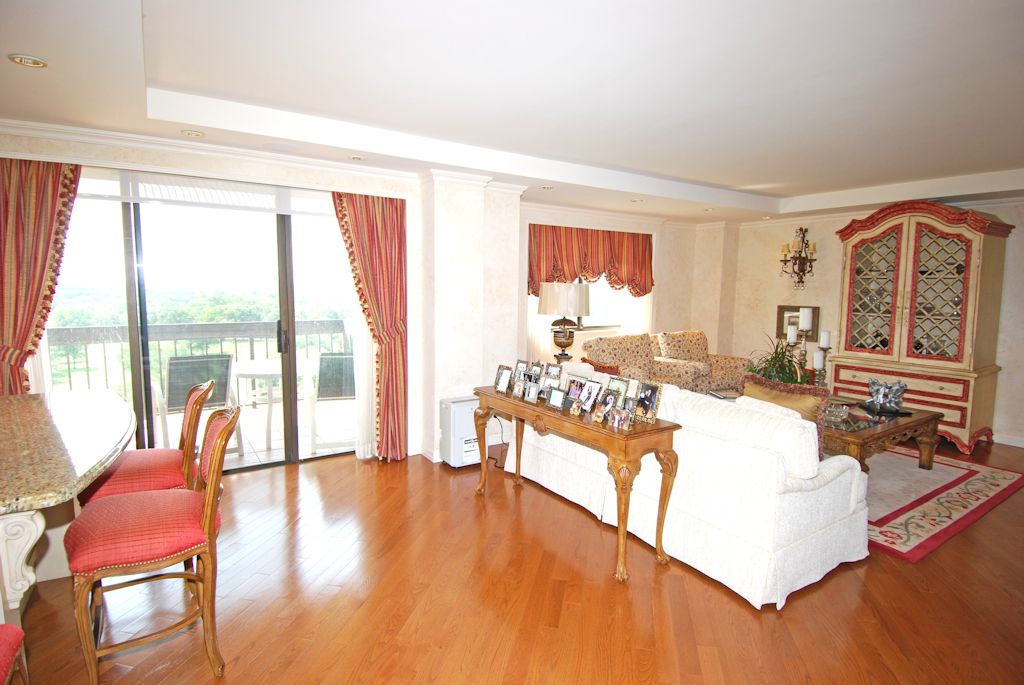 North Shore Towers 3 bedroom co-op