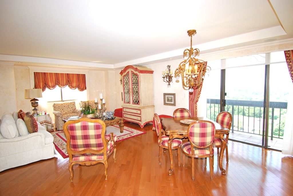 North Shore Towers 3 bedroom co-op