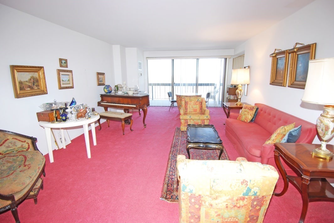 North Shore Towers Apt. 