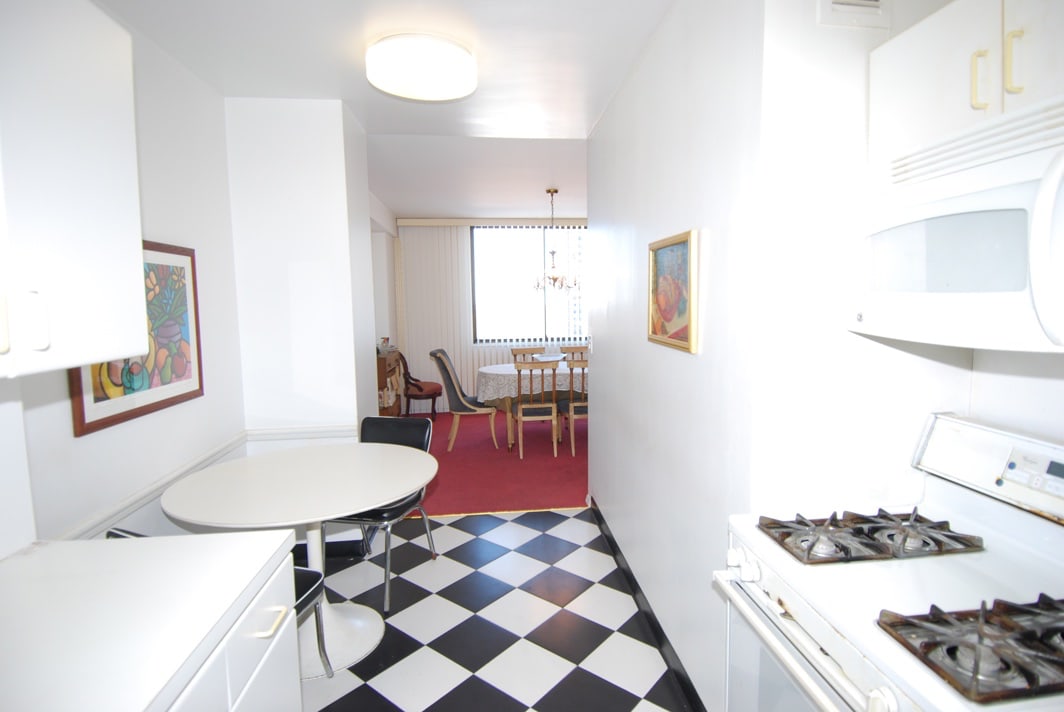 North Shore Towers Apt.