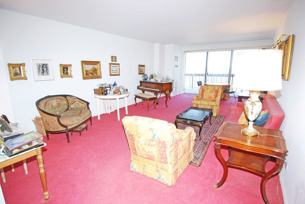 North Shore Towers Apt.