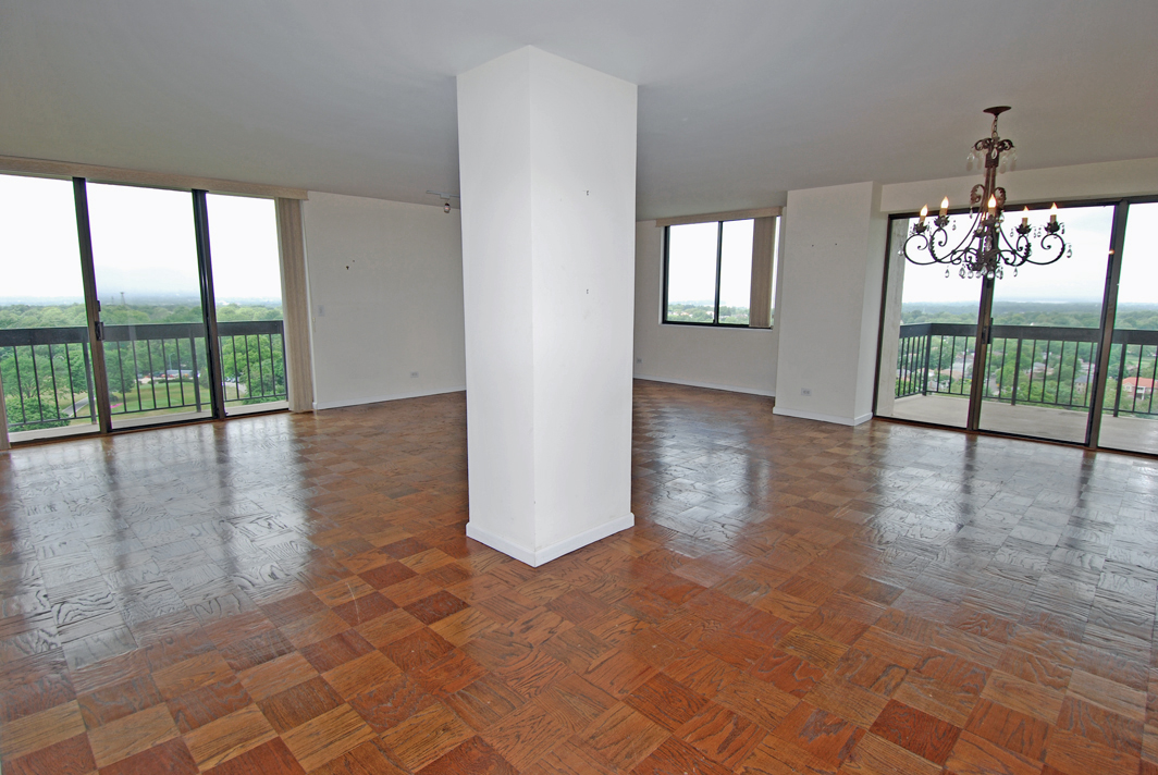 North Shore Towers Apt. 