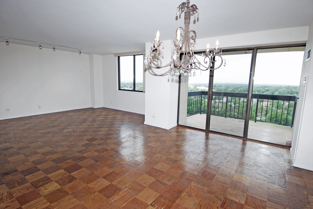 North Shore Towers Apt.