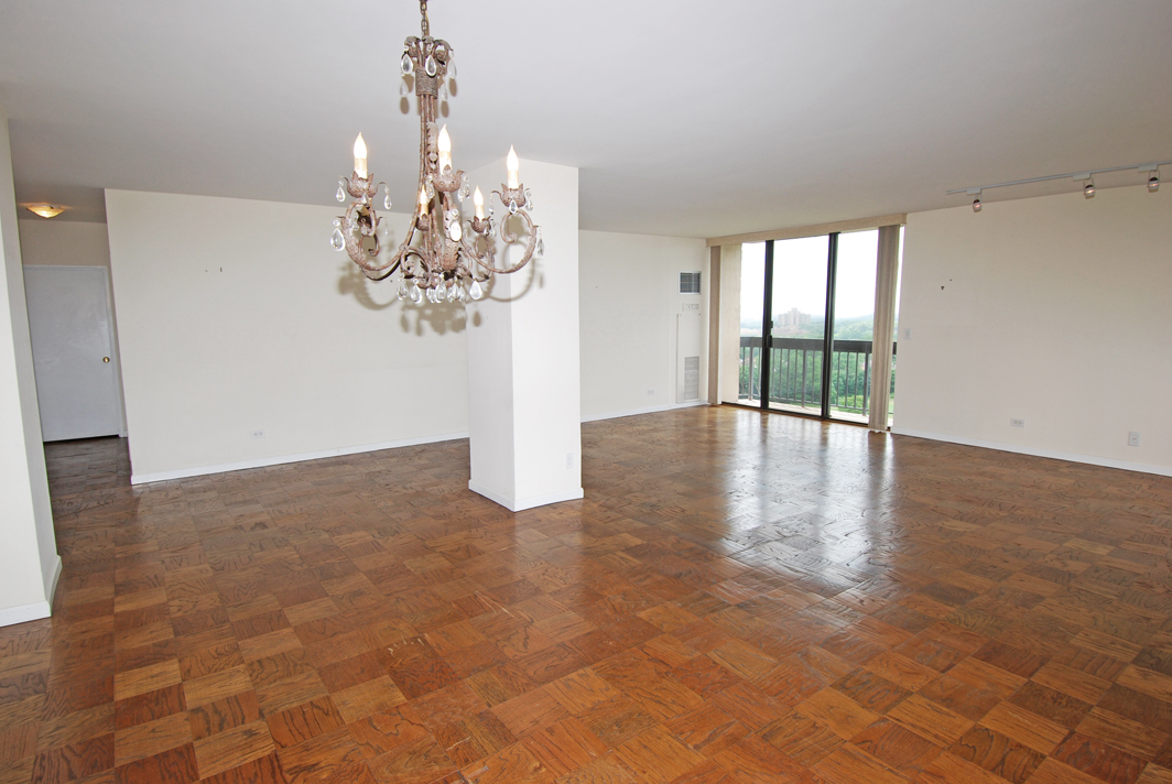 North Shore Towers Apt.