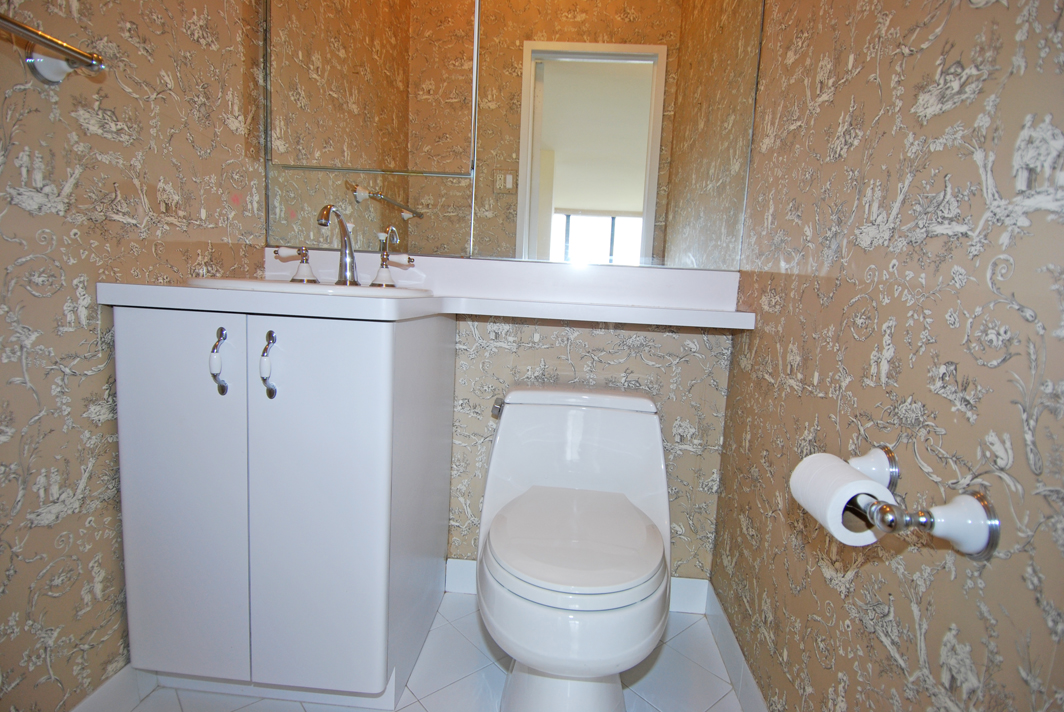 North Shore Towers Apt.