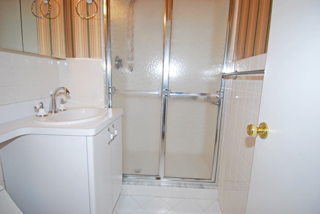 North Shore Towers Apt.