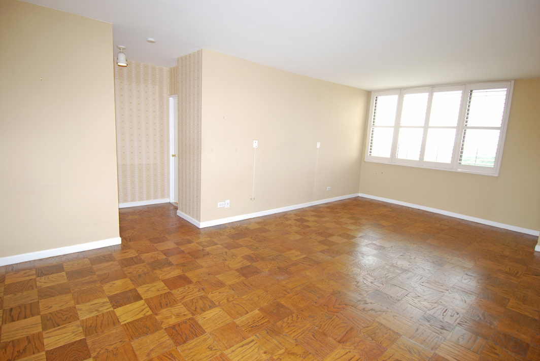 North Shore Towers Apt.