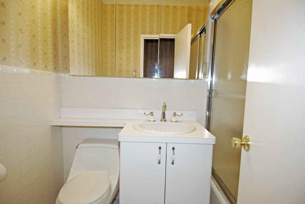 North Shore Towers Apt.