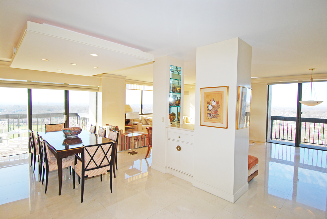 North Shore Towers Apartment