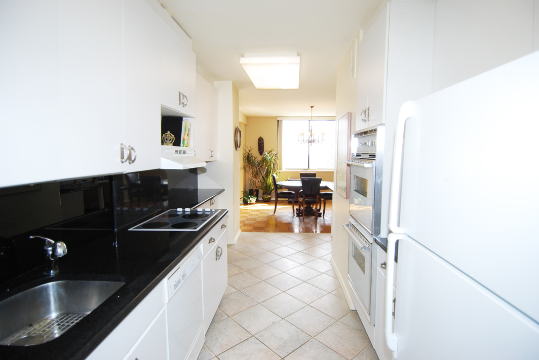 North Shore Towers Apartment